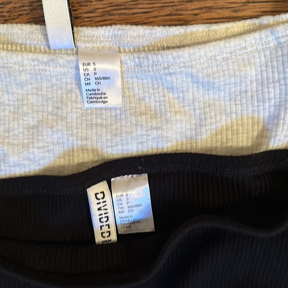 Two for the price of one ribbed dresses - Picture 3 of 3